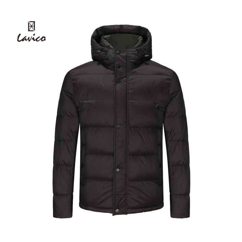 100%锦纶面料，轻巧舒适，穿着方便