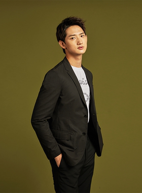 【商场同款】Lavico/朗维高男士黑色小格纹肌理休闲西服男