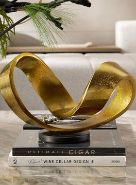 现代轻奢金色工艺品摆件酒店大堂