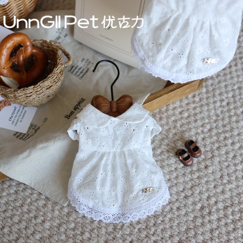 UnnGllPet优古力原创娃娃领刺绣镂空半灯笼袖衬衫裙宠物狗狗衣服