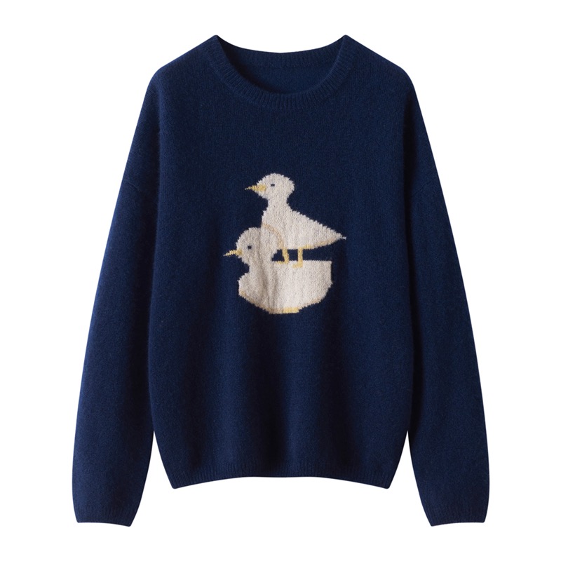 山月云织 75%羊绒25%桑蚕丝 嵌花小鸭子圆领套头宽松针织打底毛衣