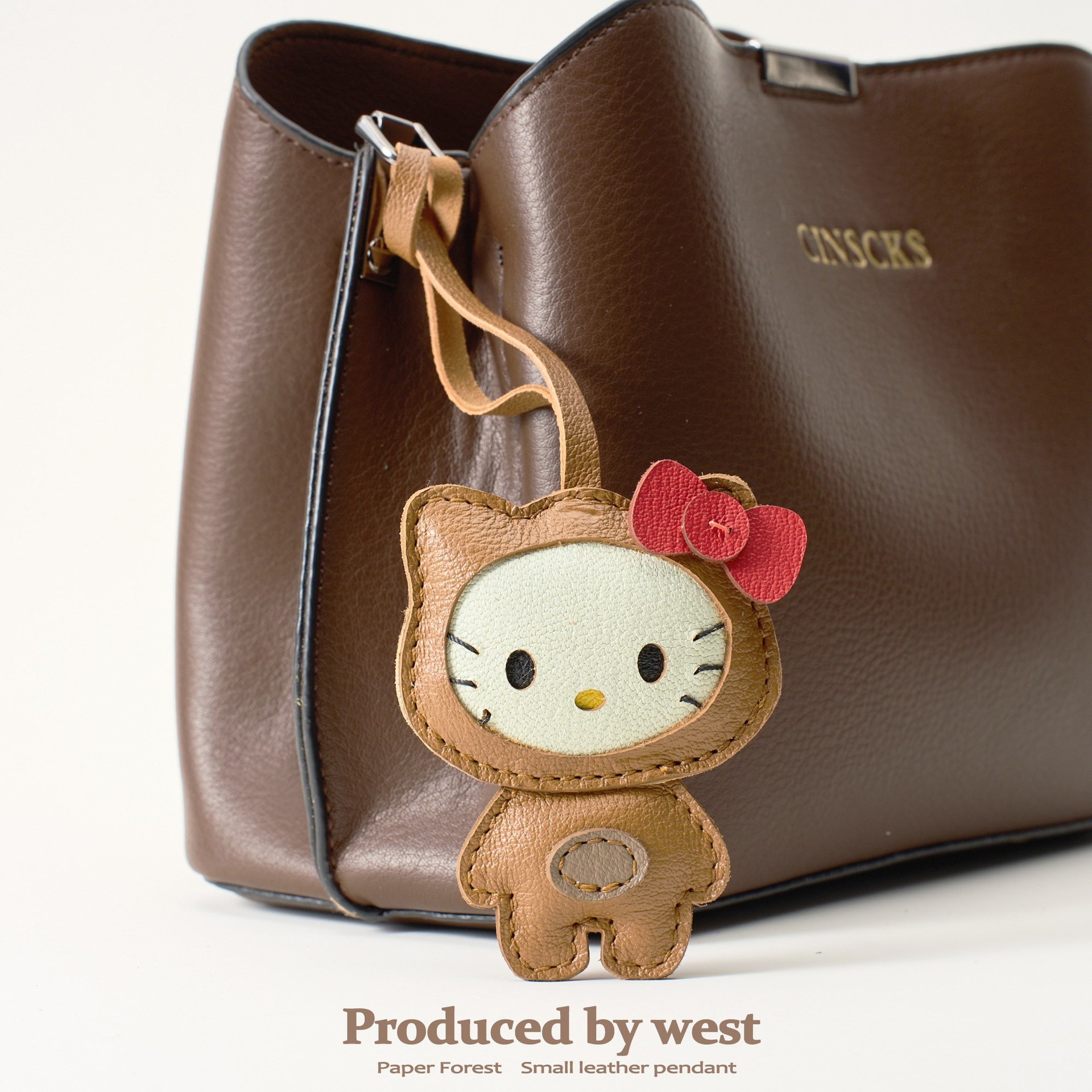 黑皮hellokitty挂件可爱包包书包小配饰哈喽kt猫皮质公仔玩偶挂饰