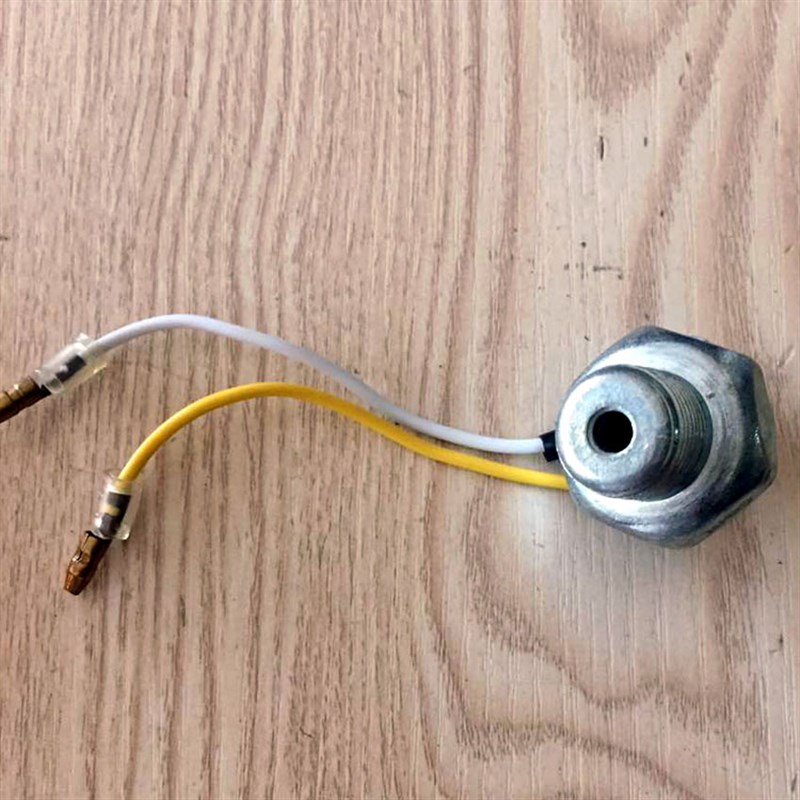 新源65/75-8-9胶轮式挖掘机配件 刹车总泵制动开关刹车报警开关