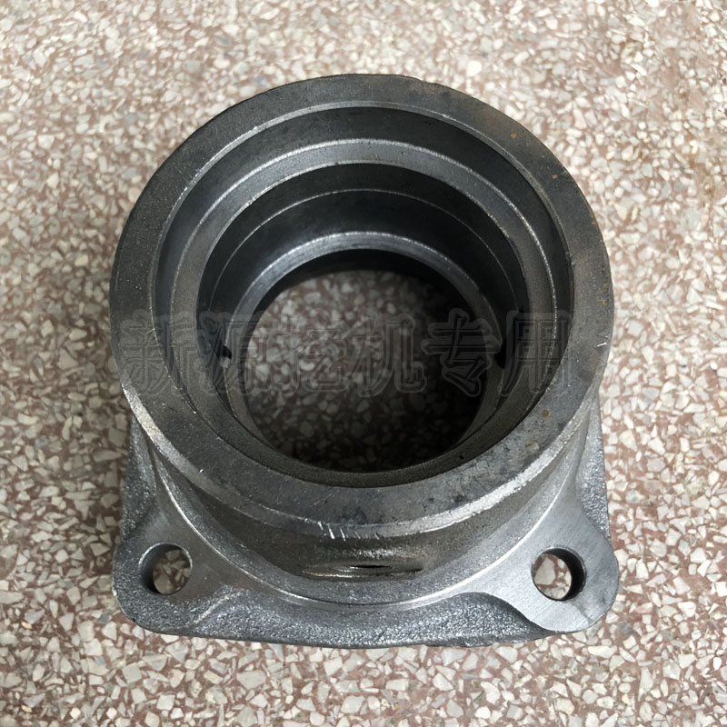 新源65-75-8-9胶轮式挖掘机勾机配件 下传动箱上盖轴承盖 油封盖