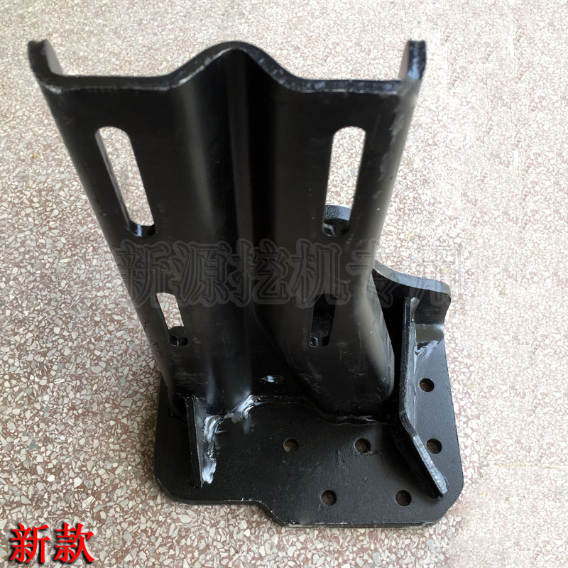 新源胶轮式挖掘机空压机打气泵支架 空气机底座固定铁块 原装配件