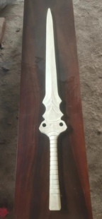 双手剑木剑雕刻双手阔剑实木一体剑手工长剑木制巨剑双手剑