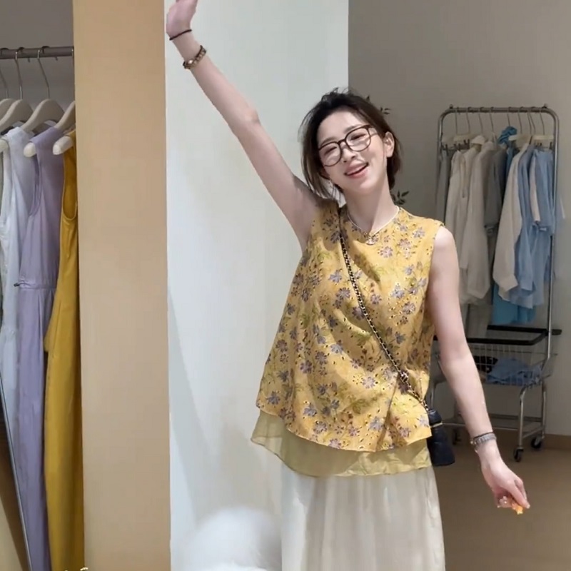 新中式提花刺绣无袖衬衫女2025夏季新款时尚显瘦轻薄透气网纱上衣