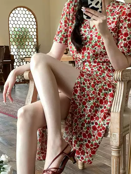 Discontinued Product Rouje Paris French Gabin Classic All-Over Vintage Rose Crepe Rayon Rose Long Dress