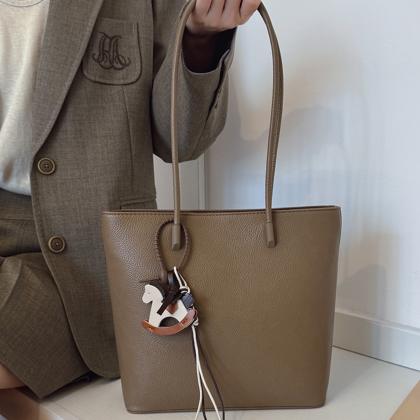 2025新款复古秋冬大容量腋下包