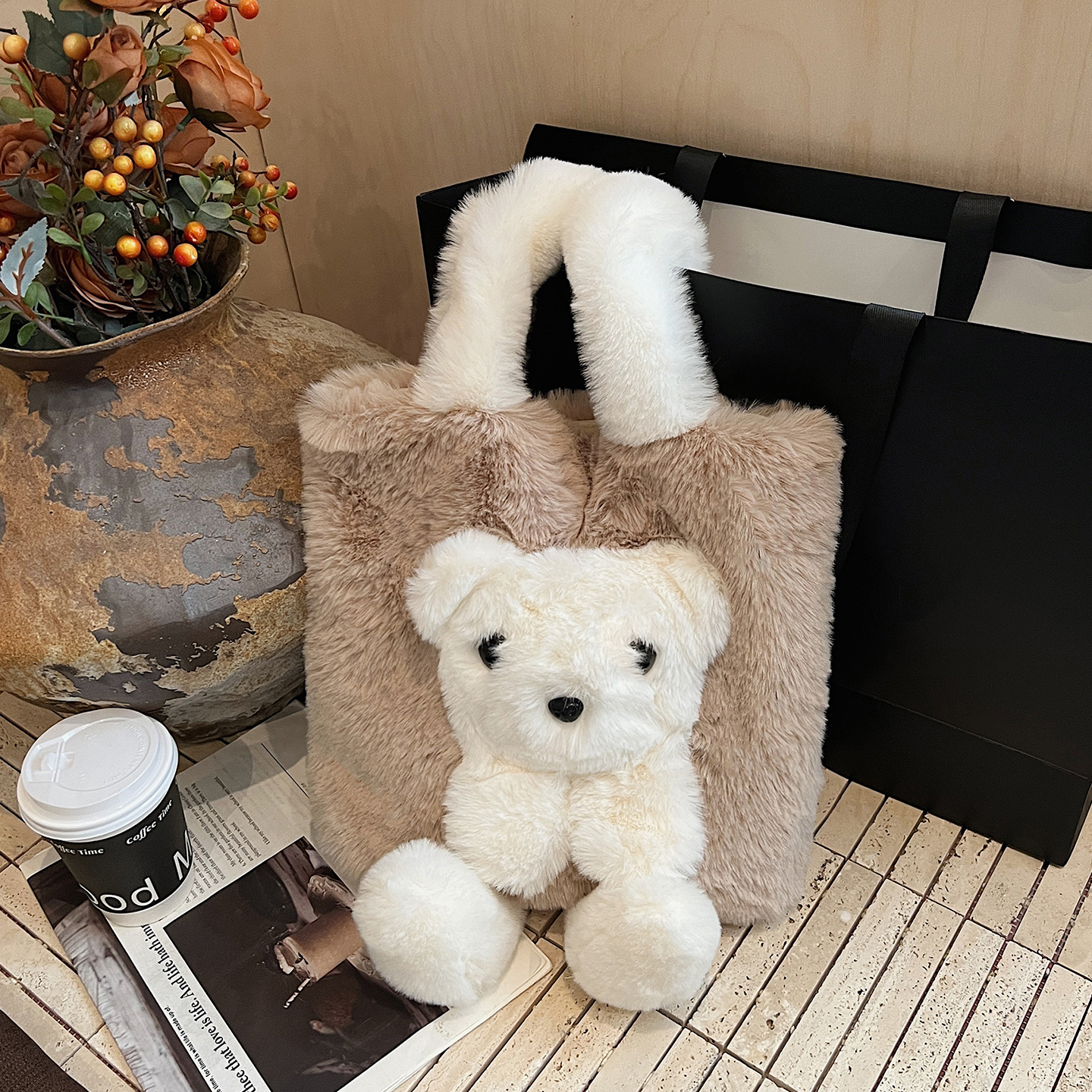 毛毛包女式2025新款可爱小熊包