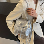 背包女2025新款 双肩包韩国小众链条小香斜挎包高级感潮牌水桶包