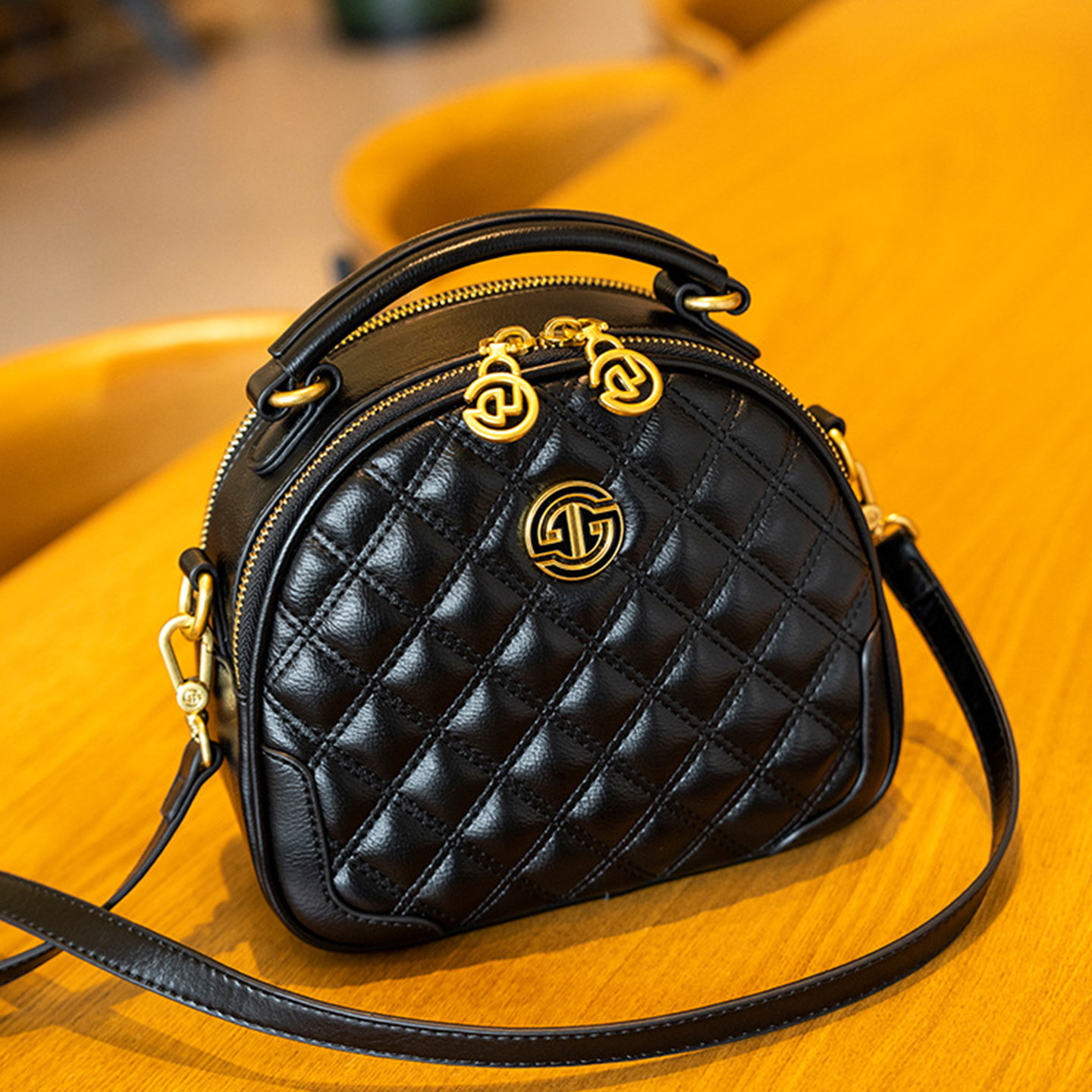 包包轻奢小众高级感小包包小香风菱格软皮斜挎包通勤多口袋小圆包,箱包皮具/热销女包/男包,通用款女包,淘宝优惠券,粉丝福利购,淘宝优惠卷