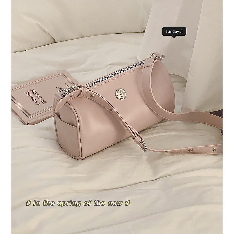 今年流行包包2023新款网红爆款高级质感波士顿枕头包百搭斜挎包女