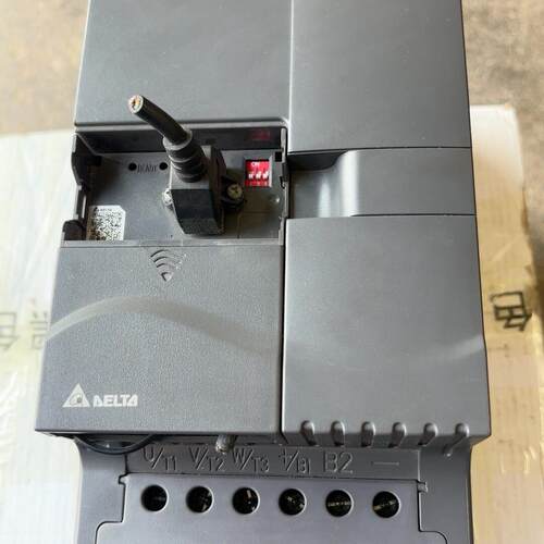 议价VFD055E43A 变频器 台达工业工控调速装置维修