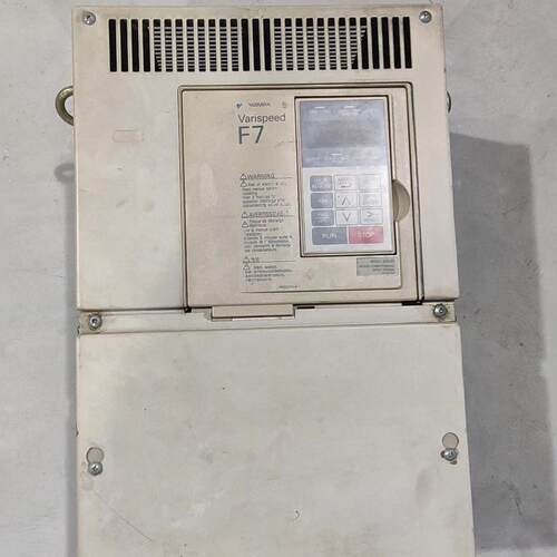 议价CIMR-F7B4030 安川F7变频器 工业工控调速设备 功能包好维修