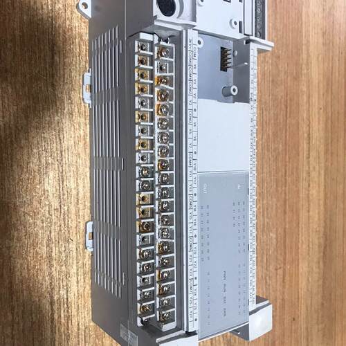 议价LX3VP-3624MT4H-A 维控PLC 工控自动化可编程控制器维修