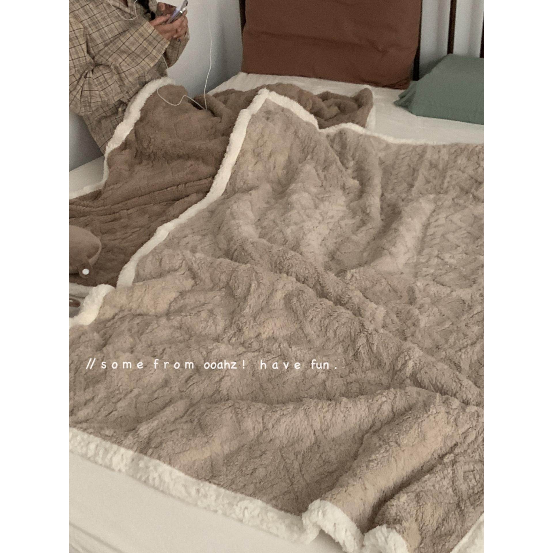 保持温热感~纯色塔芙绒毛毯秋冬提花双层加厚大朵羊羔绒休闲毯子