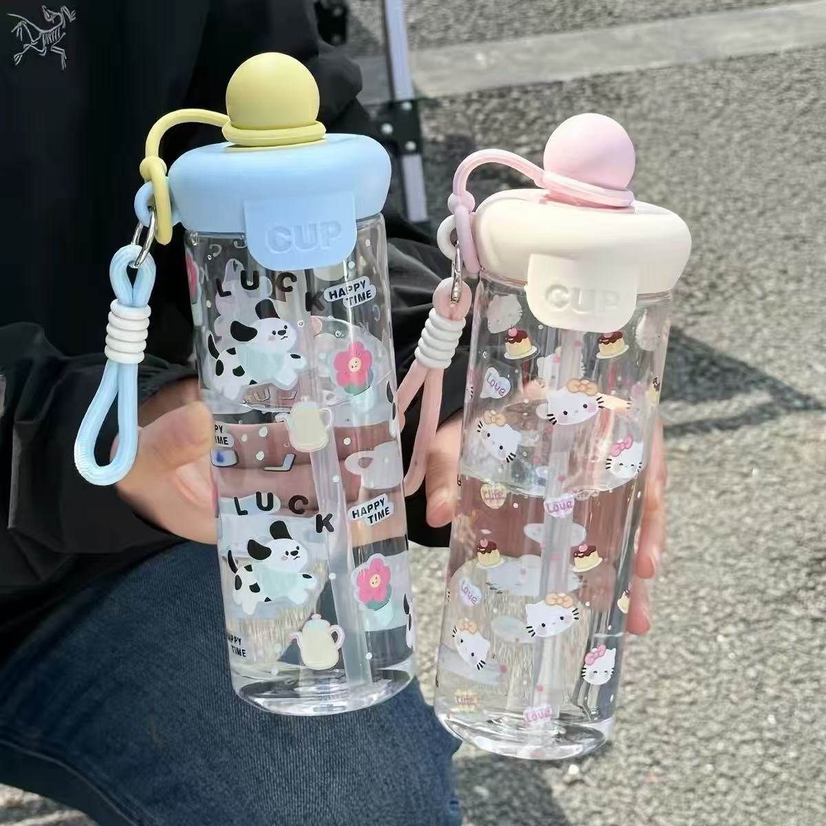 浮球大容量水杯女生高颜值可爱新款学生杯子可爱便携式吸管杯夏天图片