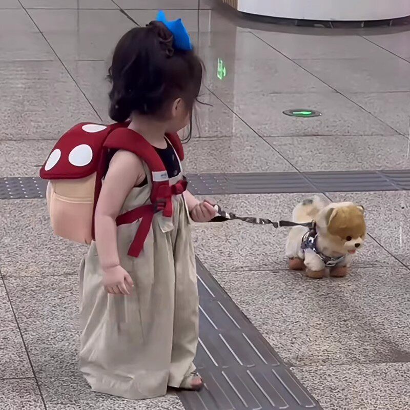 幼儿园书包女孩入学蘑菇包可爱儿童减负护脊双肩背包一年级轻便