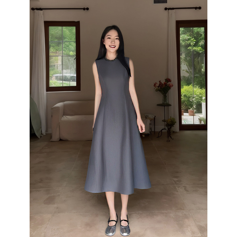 西装面料连衣裙女高级感2025春夏新款收腰无袖a字裙气质显瘦长裙