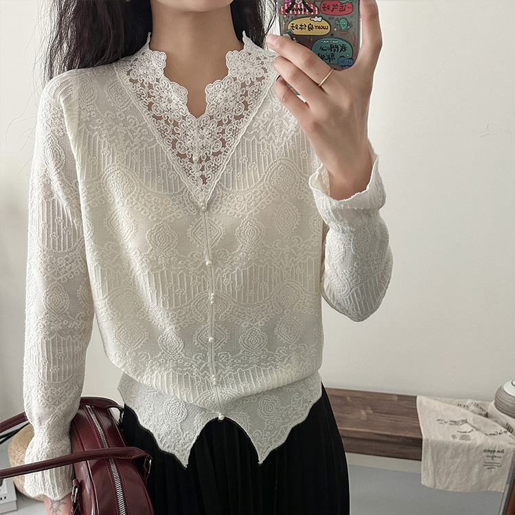 春装2025新款薄款蕾丝毛衣V领针织衫外套女高级感小个子短款上衣