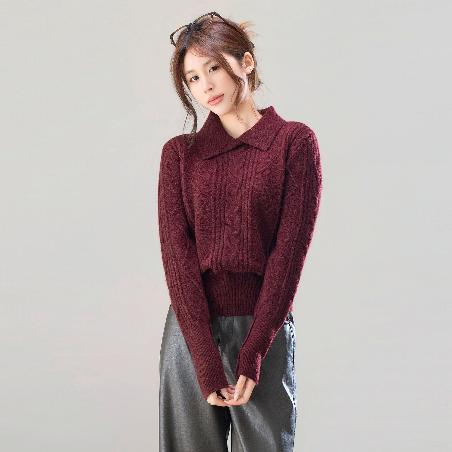 韩系翻领麻花毛衣女秋冬2025年新款高级感显瘦针织衫内搭外穿上衣