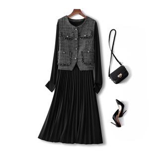 高级感时尚马甲显瘦长袖连衣裙两件套女装2026年春季新款时尚套装