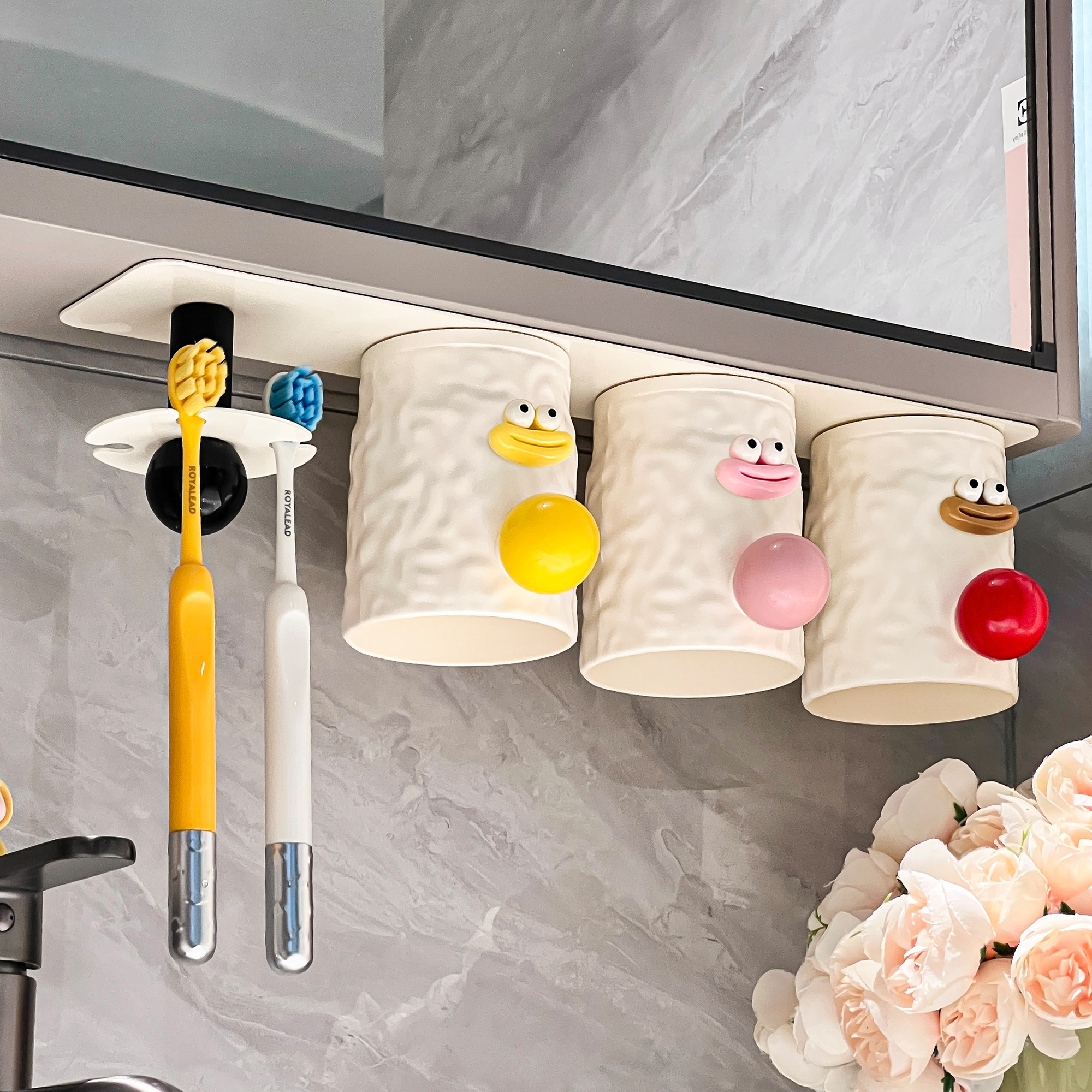 杜琥家用磁吸漱口杯牙刷置物架