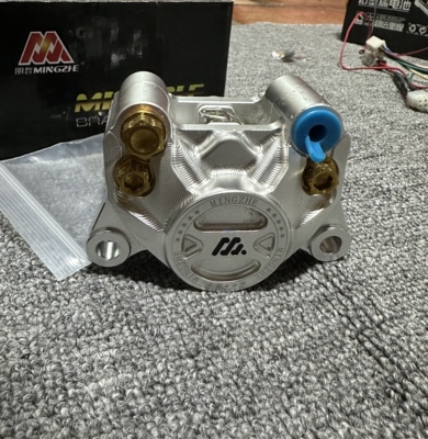 正品明哲卡钳M15s螃蟹卡钳国产九号小牛雅迪极核改装通用街道刹车