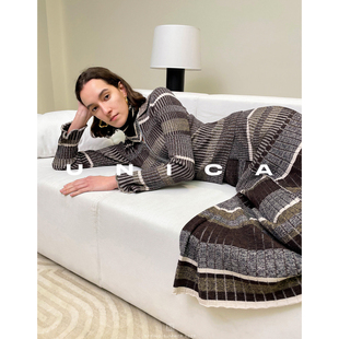 高时髦渐变色彩_混色显瘦polo领针织半裙套装 UNICA 惊喜五折