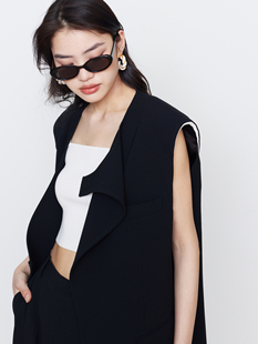 进口三醋酸_不对称斜分割设计西装 UNICA 马甲 惊喜五折