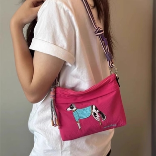 Ball Chain包包玫红色刺绣手机包迷你轻便斜跨单肩户外户外小挎包