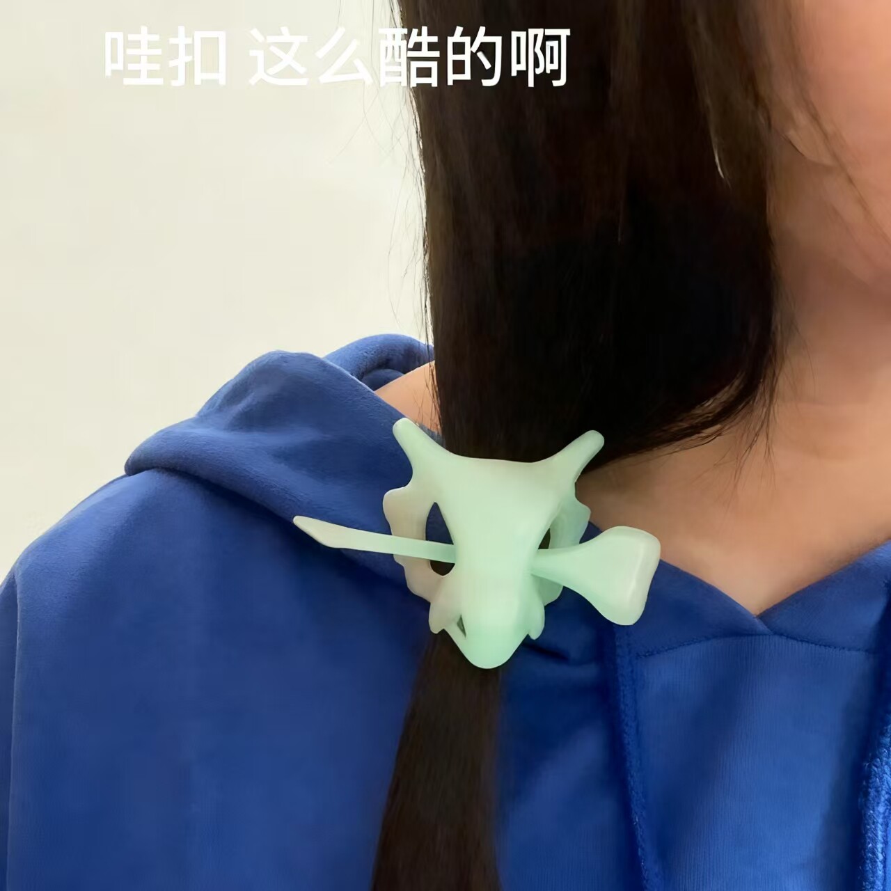 万圣节龙骨发簪女夜光发光宝可梦头饰白色小骷髅头拍照装扮发饰