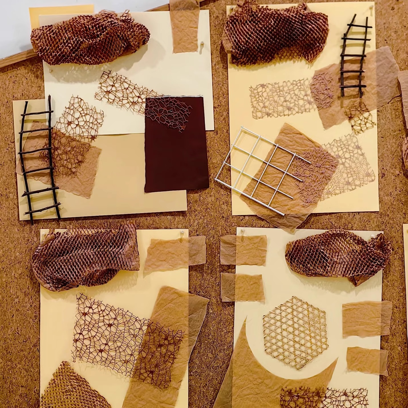 幼儿园秋天环创材料美拉德色系复古棕色手揉纸提花网主题墙纸合集