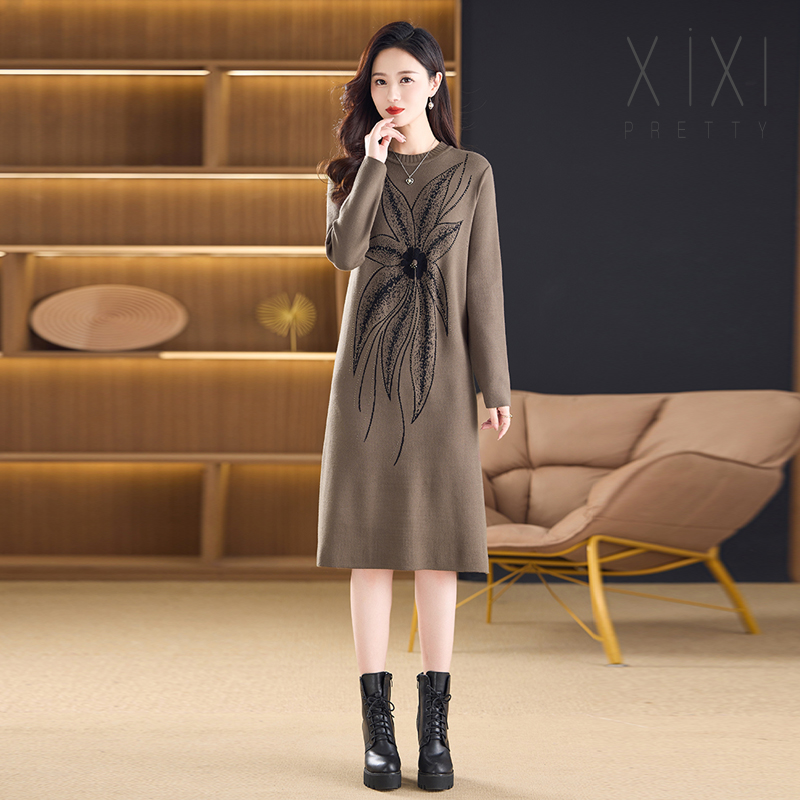 高端秋冬毛衣裙女加厚2025新款大牌时尚内搭针织打底连衣裙中长款