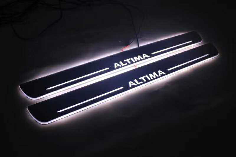适用03-21款日产天籁Altima TEANA迎宾踏板流光动态LED门槛灯改装