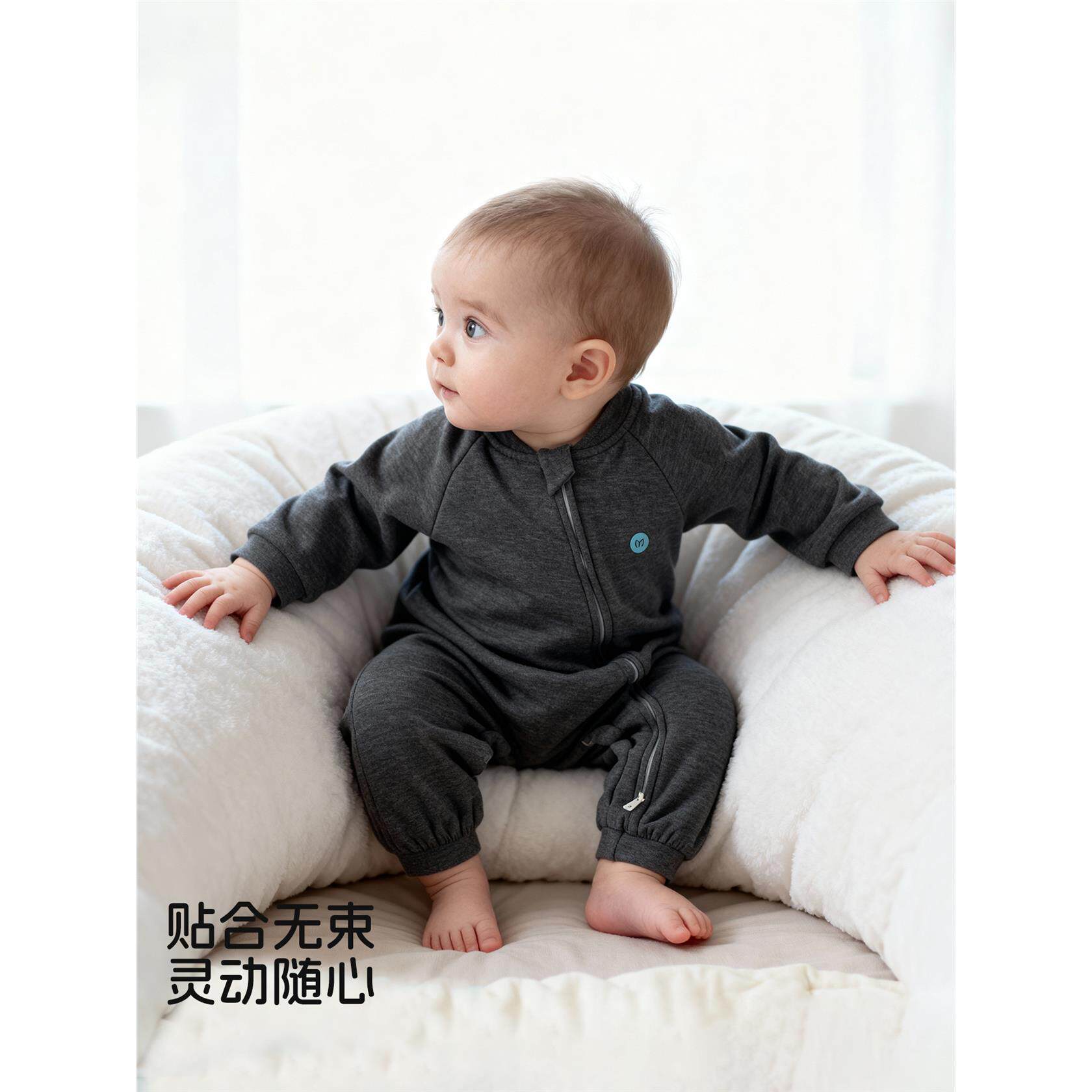 宝宝秋季外出连体衣A类男