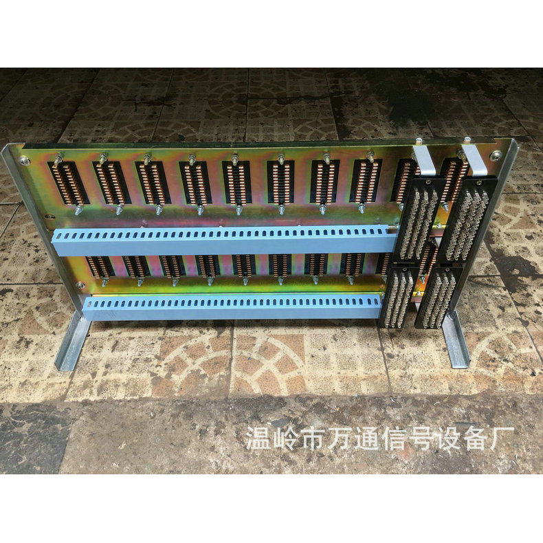 定做微机联锁组合架 铁路信息号组合架 铁路继电器组合支架