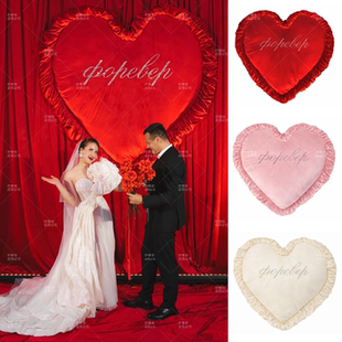 情人节订婚礼红色毛绒爱心装饰店铺橱窗布置摆件拍照打卡陈列美