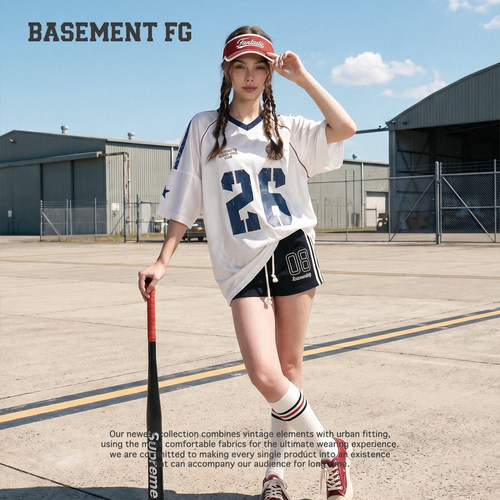 BASEMENTFG美式复古数字印花V领球衣风透气上衣潮261020091005