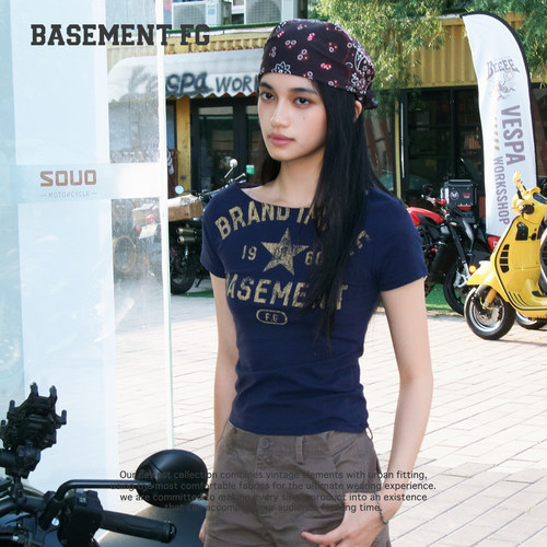 BASEMENTFG复古字母印花短袖T恤女修身T恤休闲上衣261020503