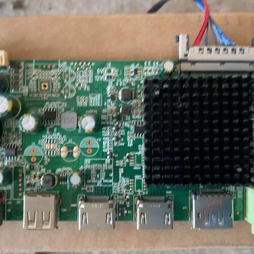 售前询价显示器驱动板 型号N16WX2D4B600001 接口齐全。