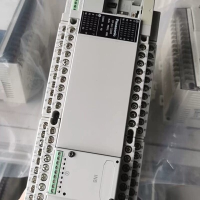 售前询价PLC AFPXHC60R-F拆机，成色漂亮功