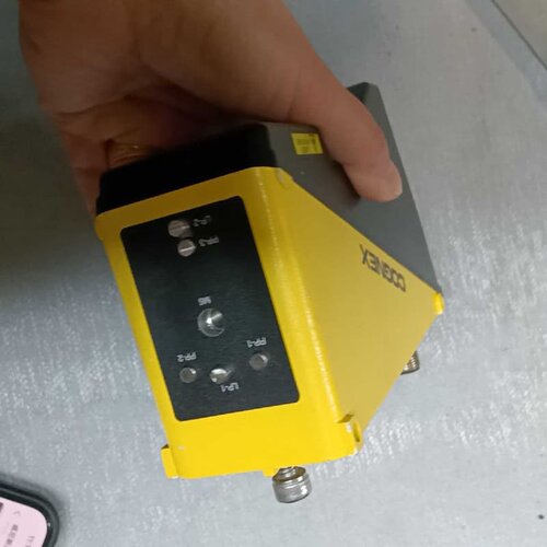 售前询价议价康耐视DS1101R激光位移感测器，型号821-0116-3