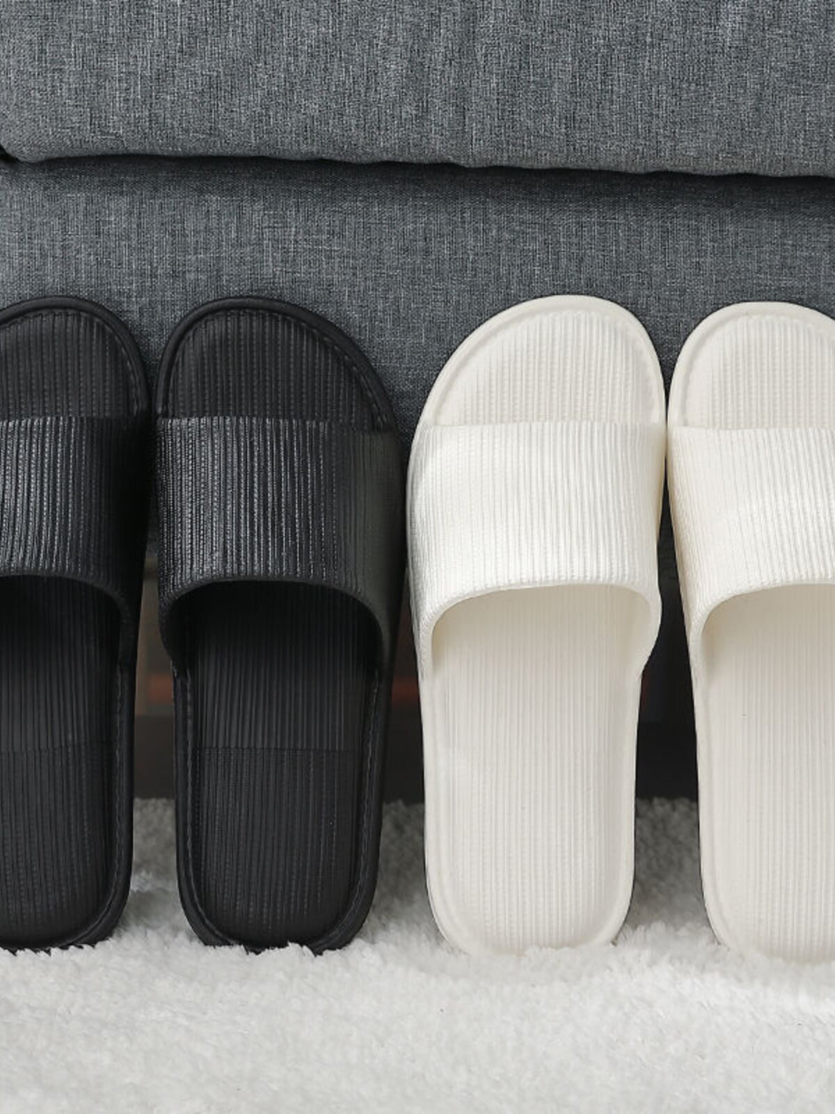 2024 여성을위한 새로운 일본식 슬리퍼 여름 홈 실내 침묵 욕실 목욕 커플 두꺼운 밑창 여성의 간단한 샌들