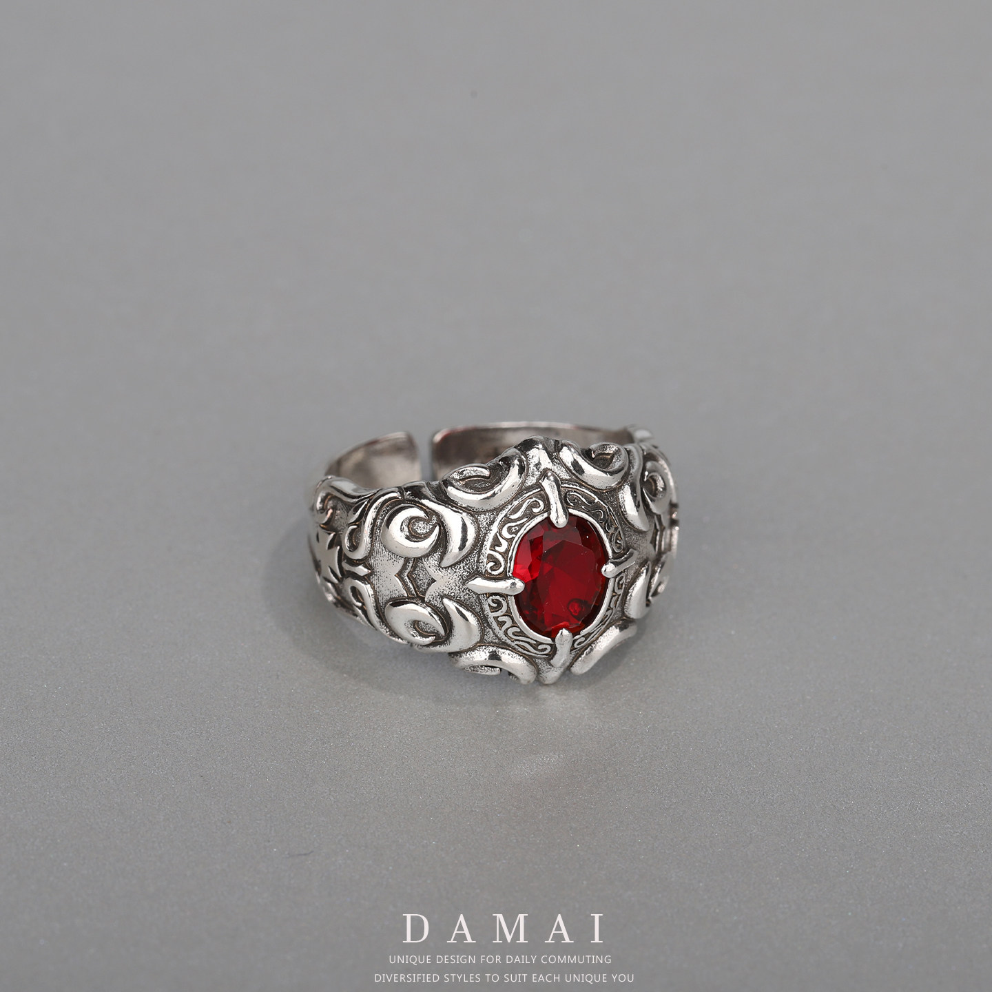 DAMAI石榴石十字军花戒指图片