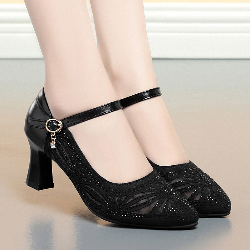 高跟鞋妈妈凉鞋夏季走秀鞋旗袍鞋软皮网纱中跟广场舞软底包头凉鞋