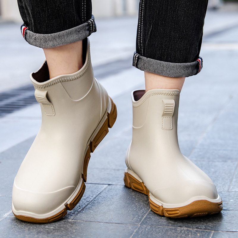 英伦潮流春秋涉水短靴卡其白男雨鞋防滑防水黑色经典胶鞋男士水靴