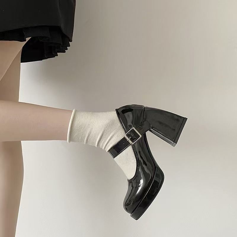 黑色浅口女单鞋2025春夏季新款粗跟一字扣带玛丽珍鞋潮气质高跟鞋