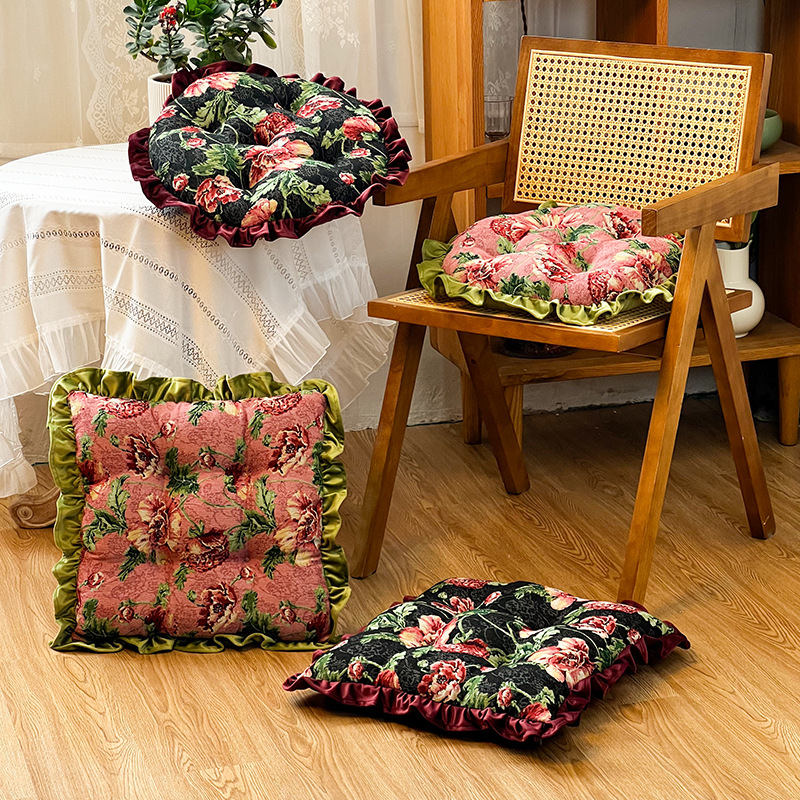 民族风花边蝴蝶椅子靠垫居家透气沙发抱枕双面印花卧室飘窗靠枕